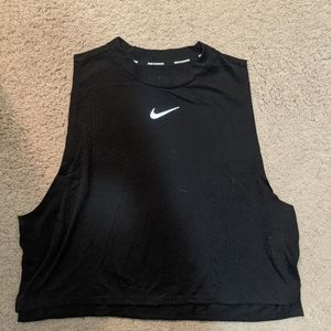 SALE-Nike crop tank